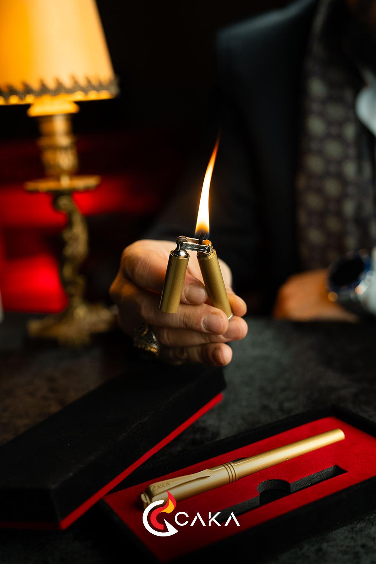 Kalem & Çakmak Serisi – Ateş & Mürekkep Seti