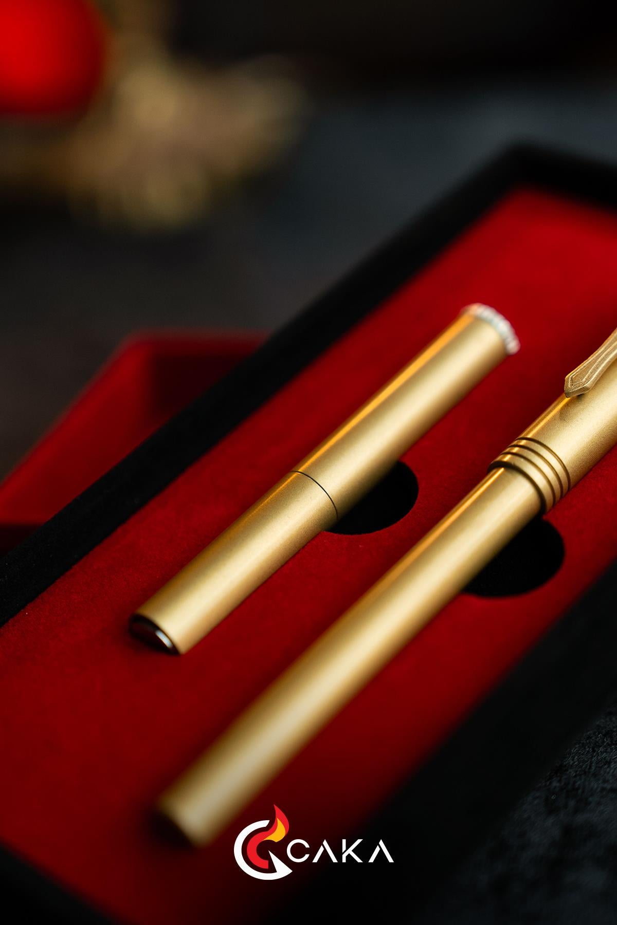 Kalem & Çakmak Serisi – Ateş & Mürekkep Seti