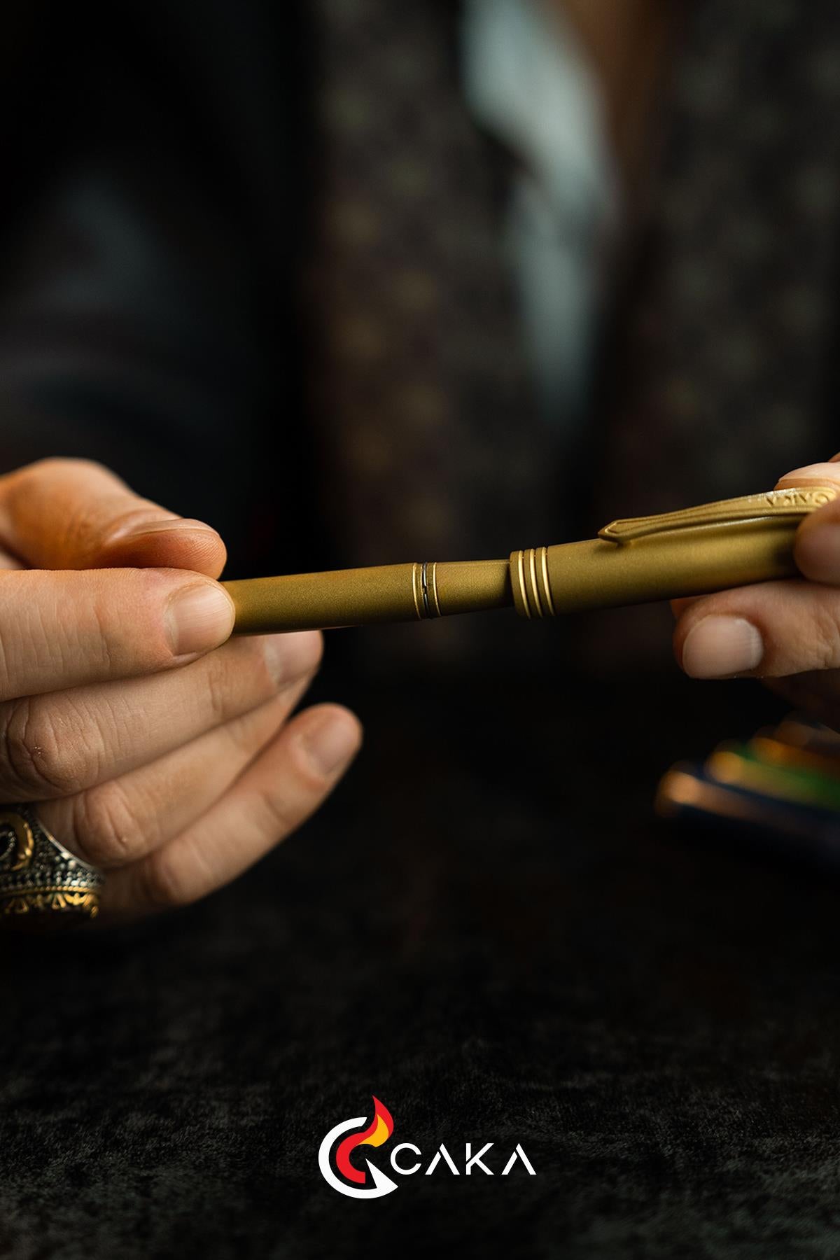 Kalem & Çakmak Serisi – Ateş & Mürekkep Seti