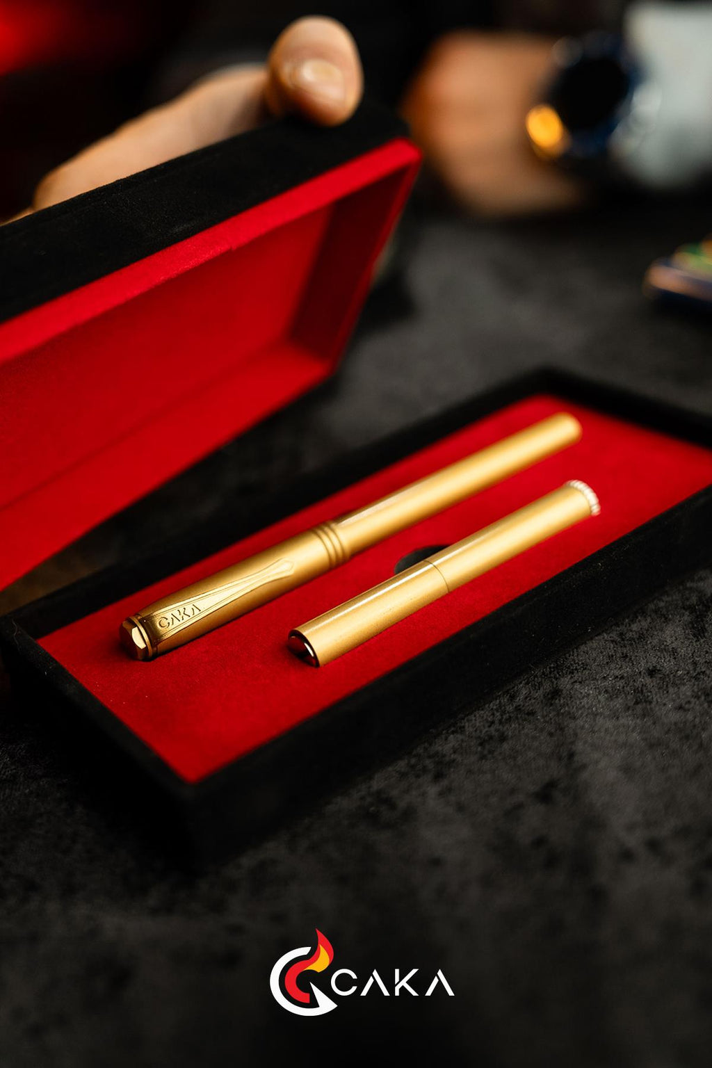 Kalem & Çakmak Serisi – Ateş & Mürekkep Seti