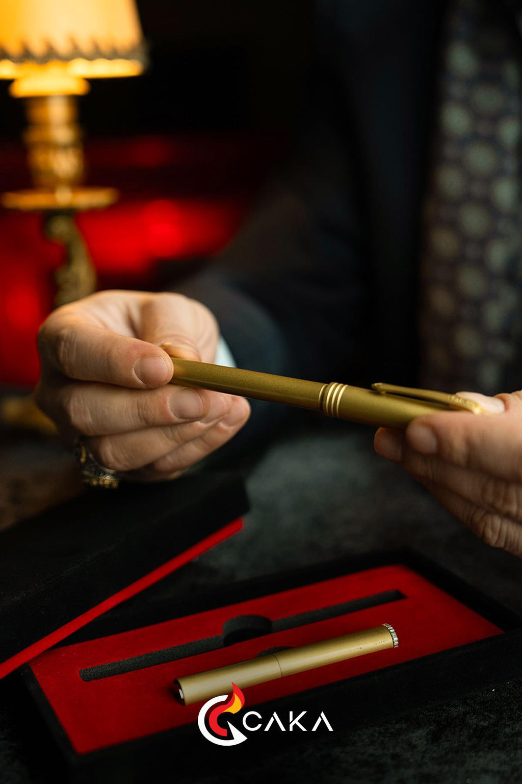 Kalem & Çakmak Serisi – Ateş & Mürekkep Seti