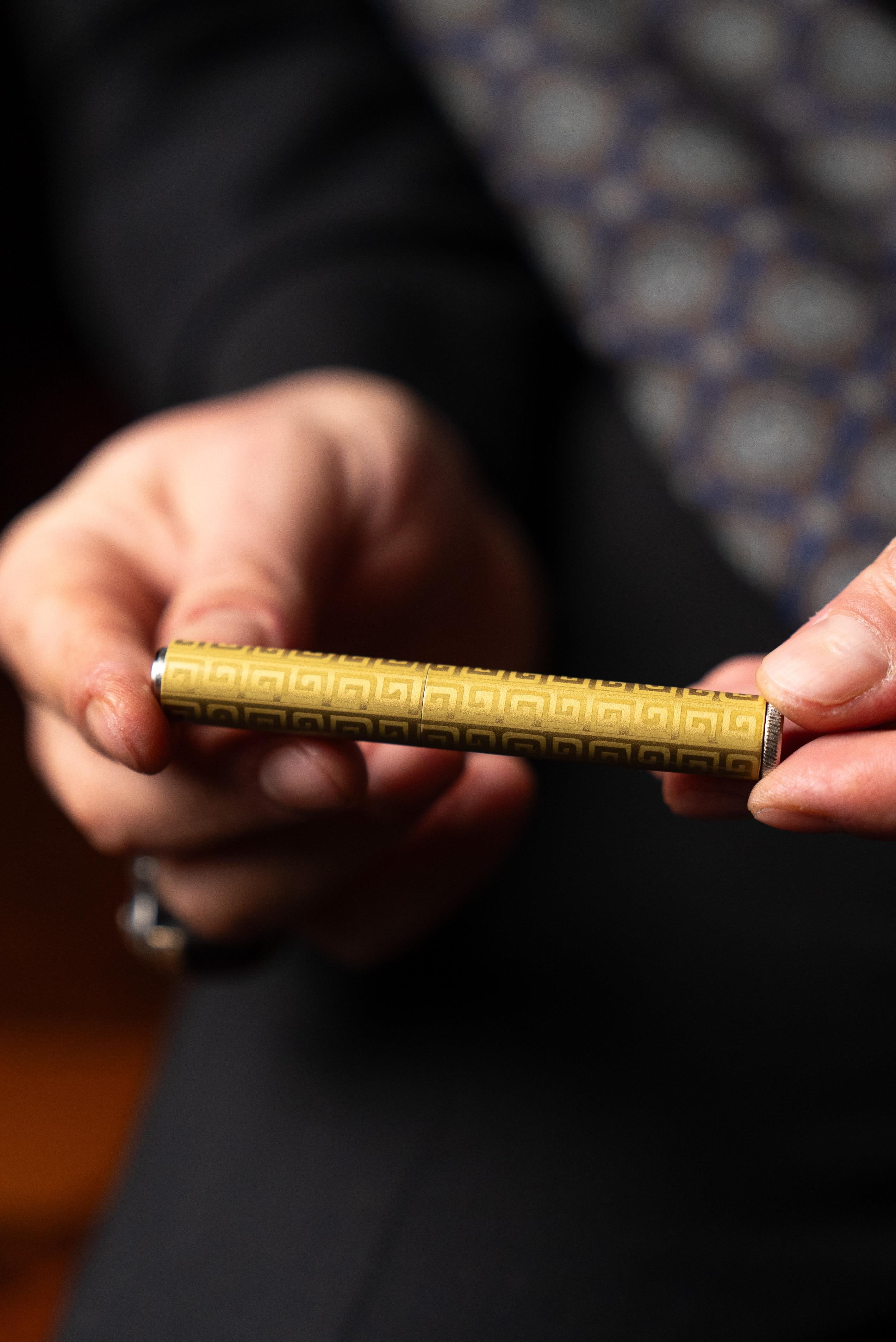 Slim Serisi – Gold Labirent